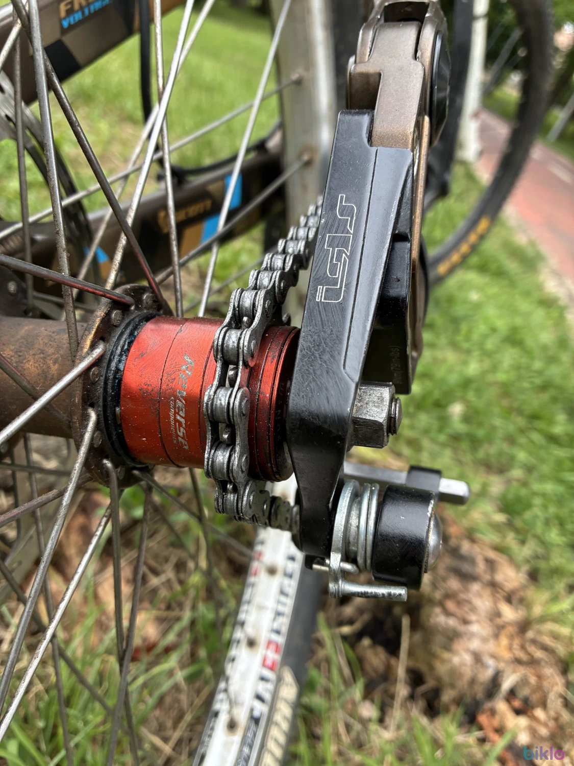 7. Mountain Bike Freeride SCOTT Voltage FR30