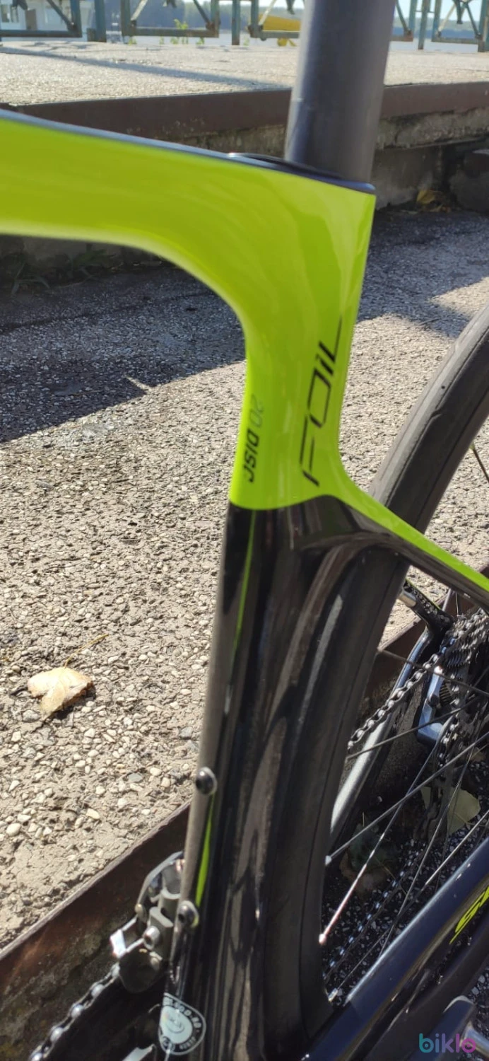 4. Bicicleta de sosea Scott Foil 20