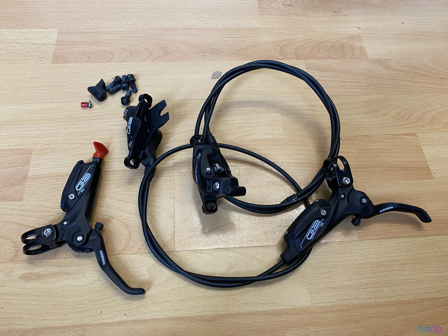 1. Sram G2 RS 4 pistoane frane hidraulice