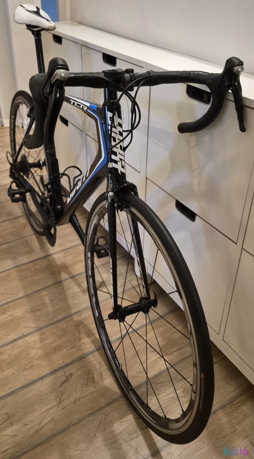 1. Cursieră Giant TCR 2, carbon, L