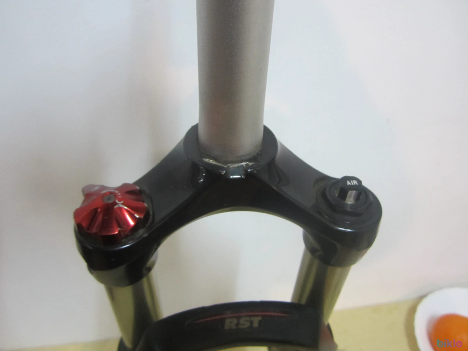 4. Furca pe aer 28 RST Vogue