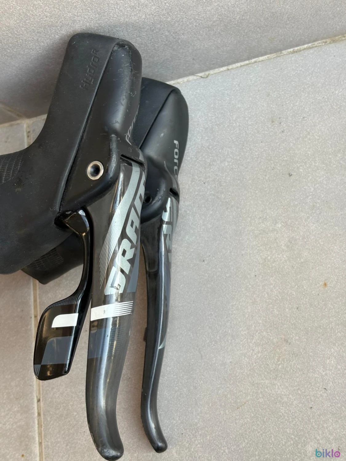 2. GRUPSET SRAM 1x Hidraulic FORCE