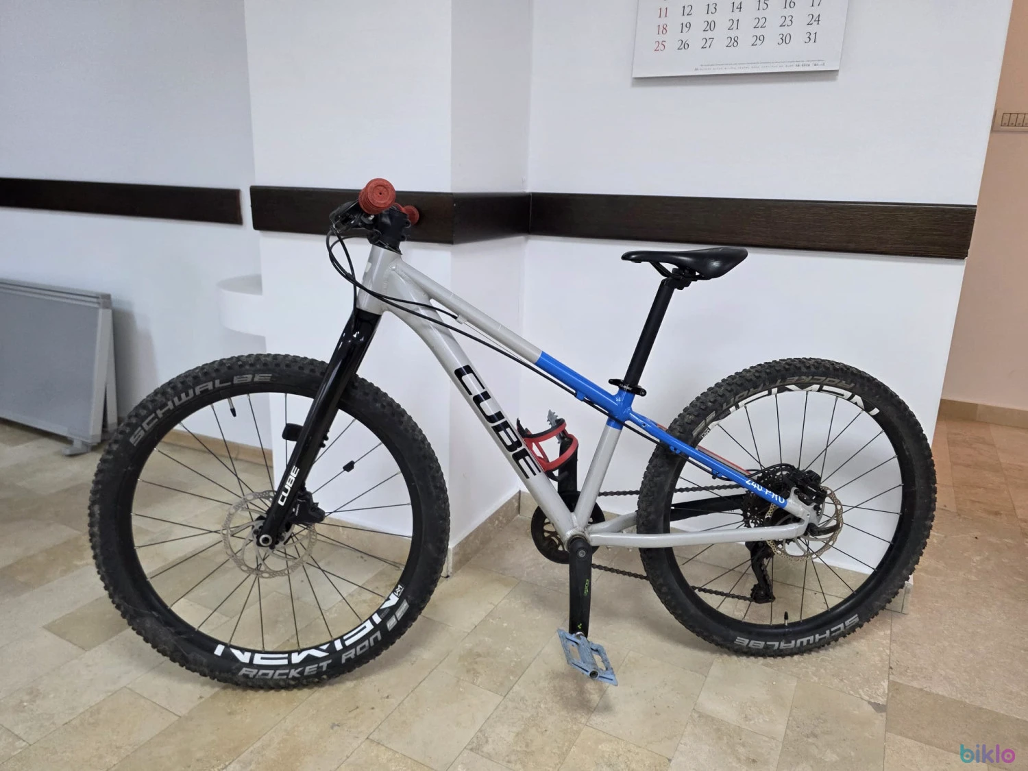 1. Cube Reaction Pro 2023 roti 24" furca carbon