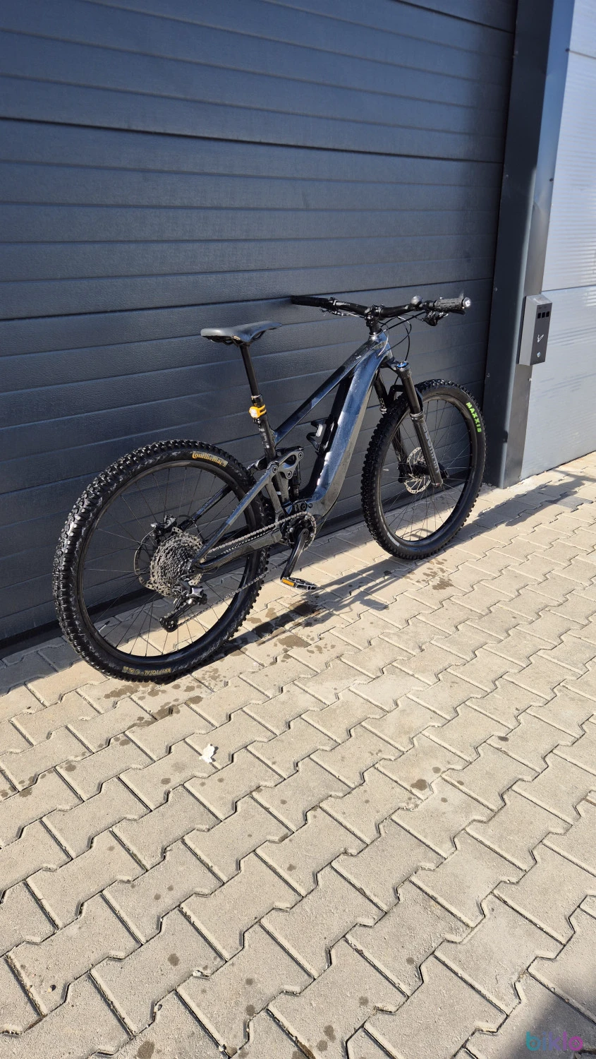 2. E-bike full suspension Giant Trance E x+3 2022