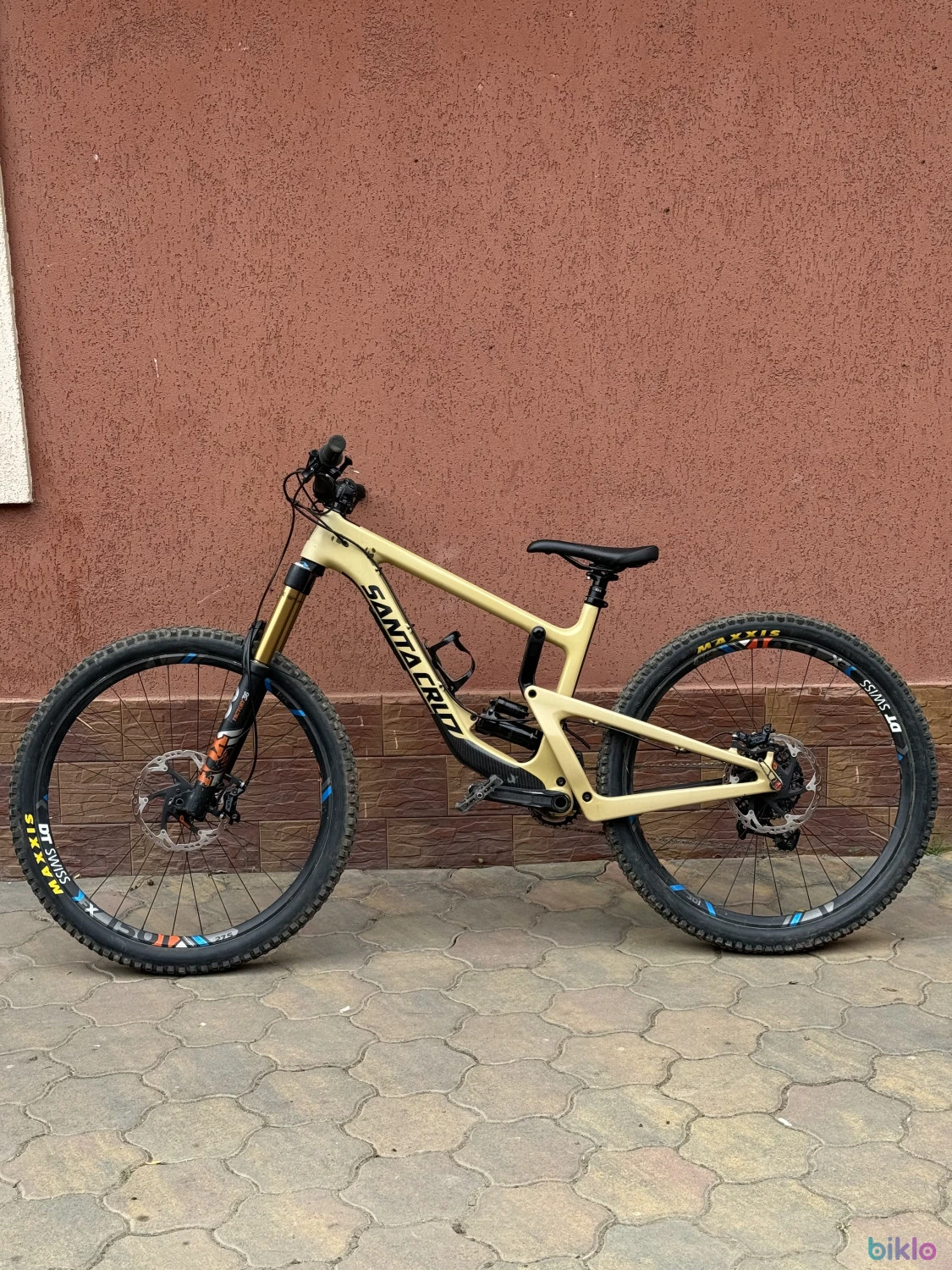 5. Santa Cruz Nomad C4
