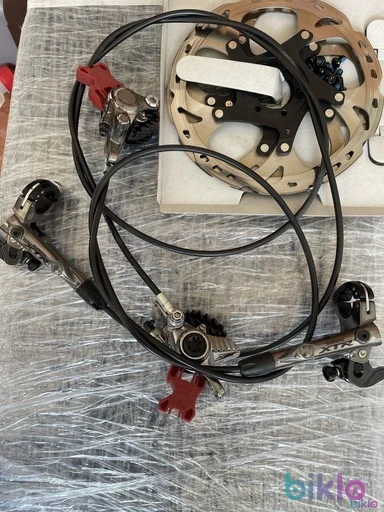 1. Set Frane XTR discuri 180 mm -M9200