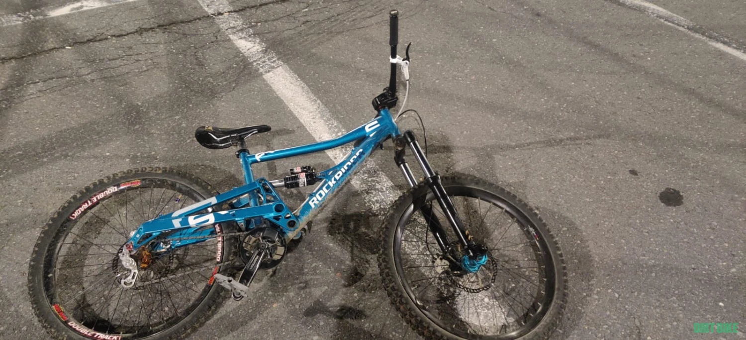 1. Vând urgent full suspension