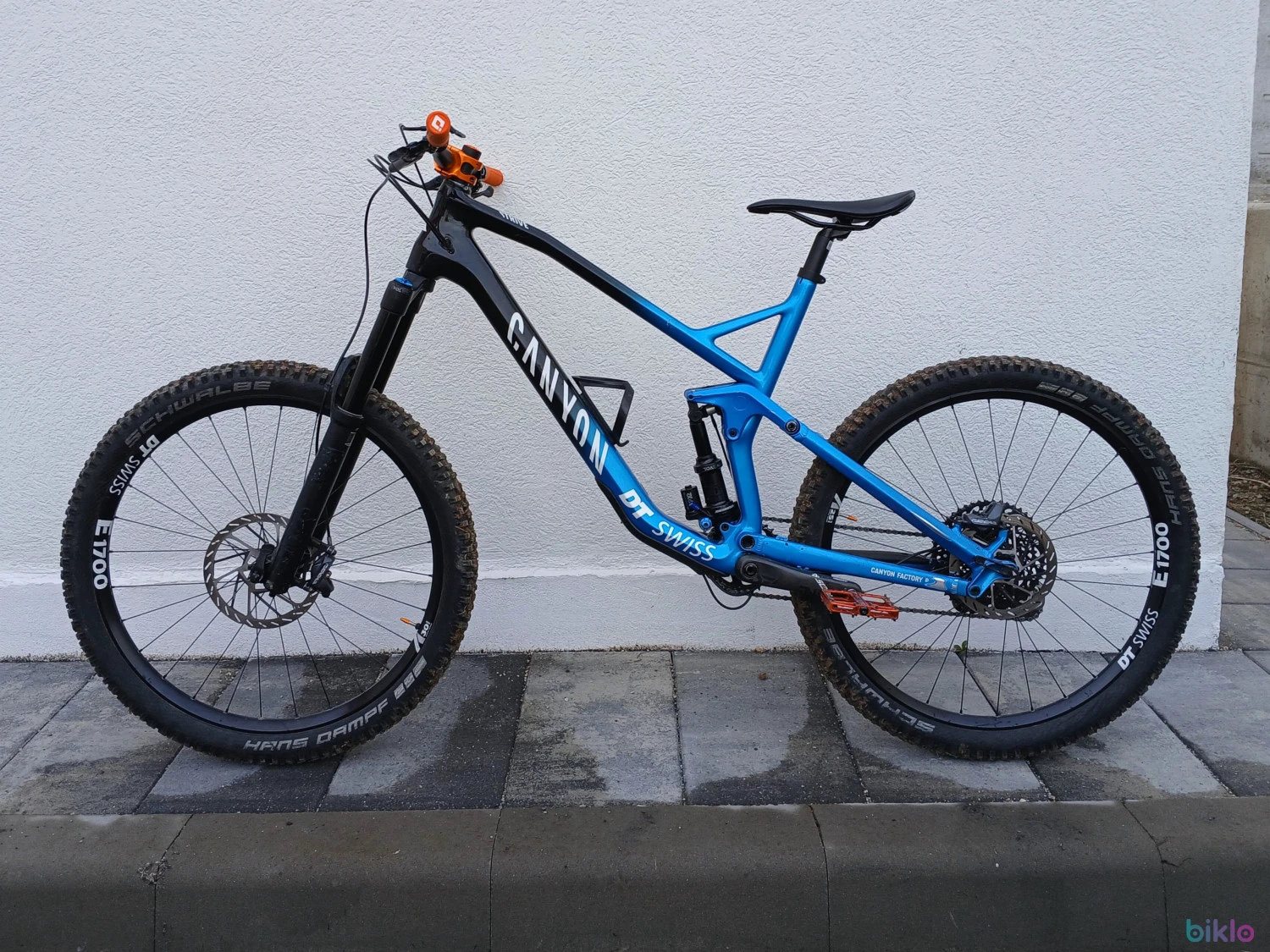 1. Canyon Strive CF 8.0 2018