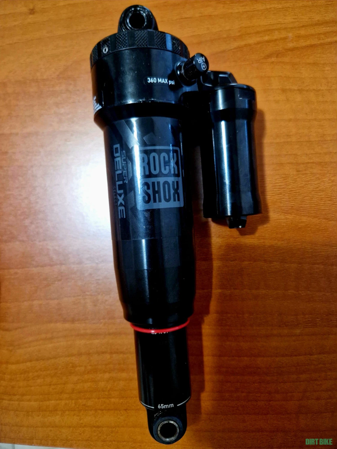 1. RockShox Super Deluxe Select Amortizor spate