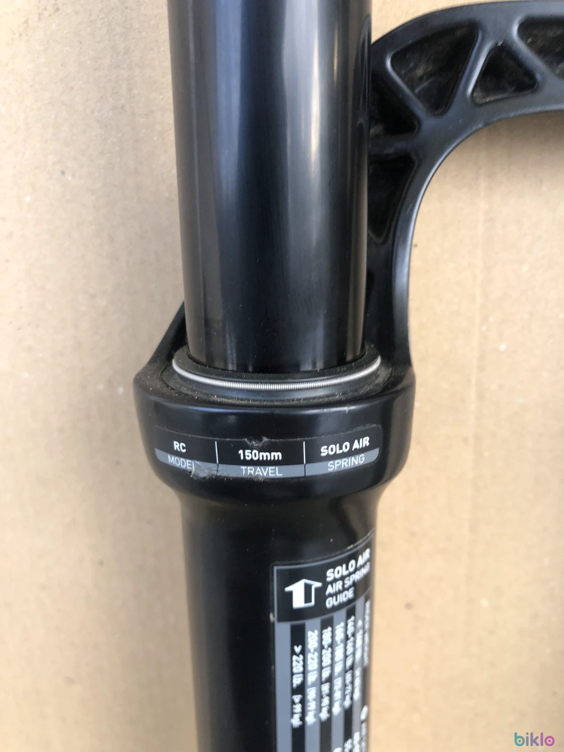 5. Furca Rock Shox Lyrik RC 150 mm 29 Boost