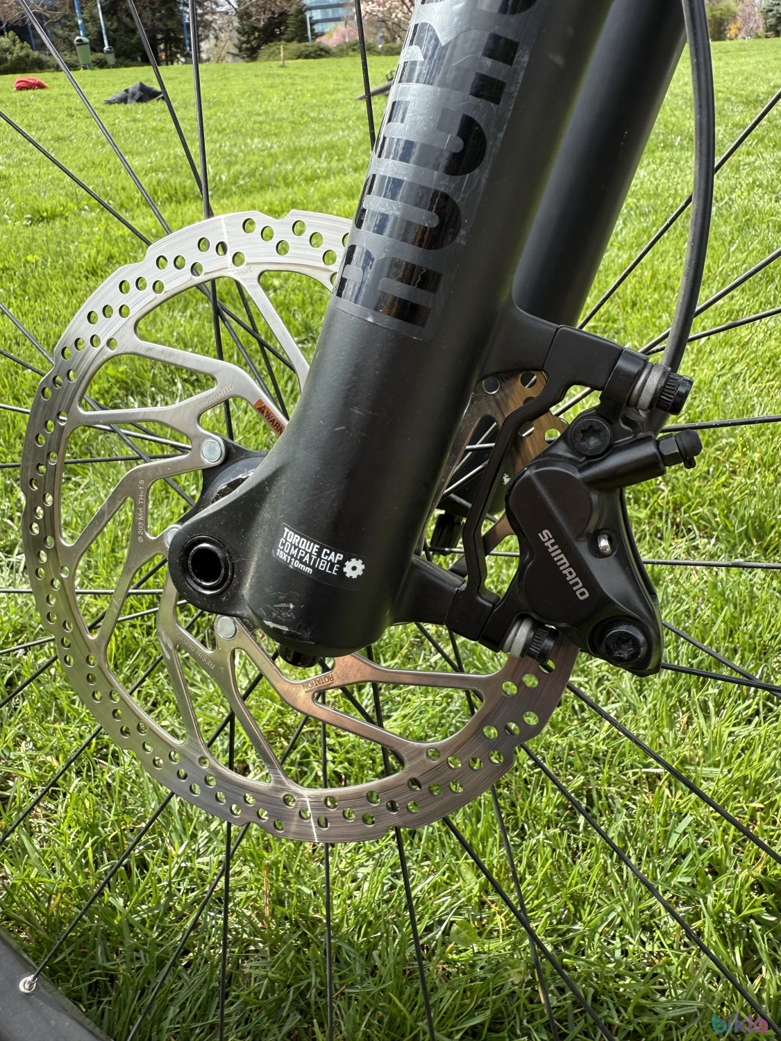 7. Bicicleta Electrica Full Suspension Cube 140 HPC Race Stereo Hybrid