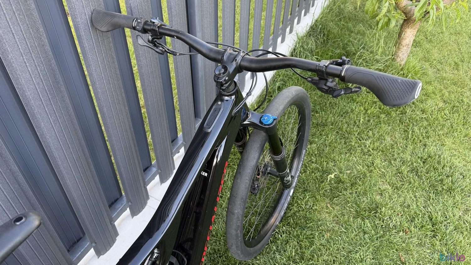 10. Specialized Levo Turbo Comp L 2021 full box