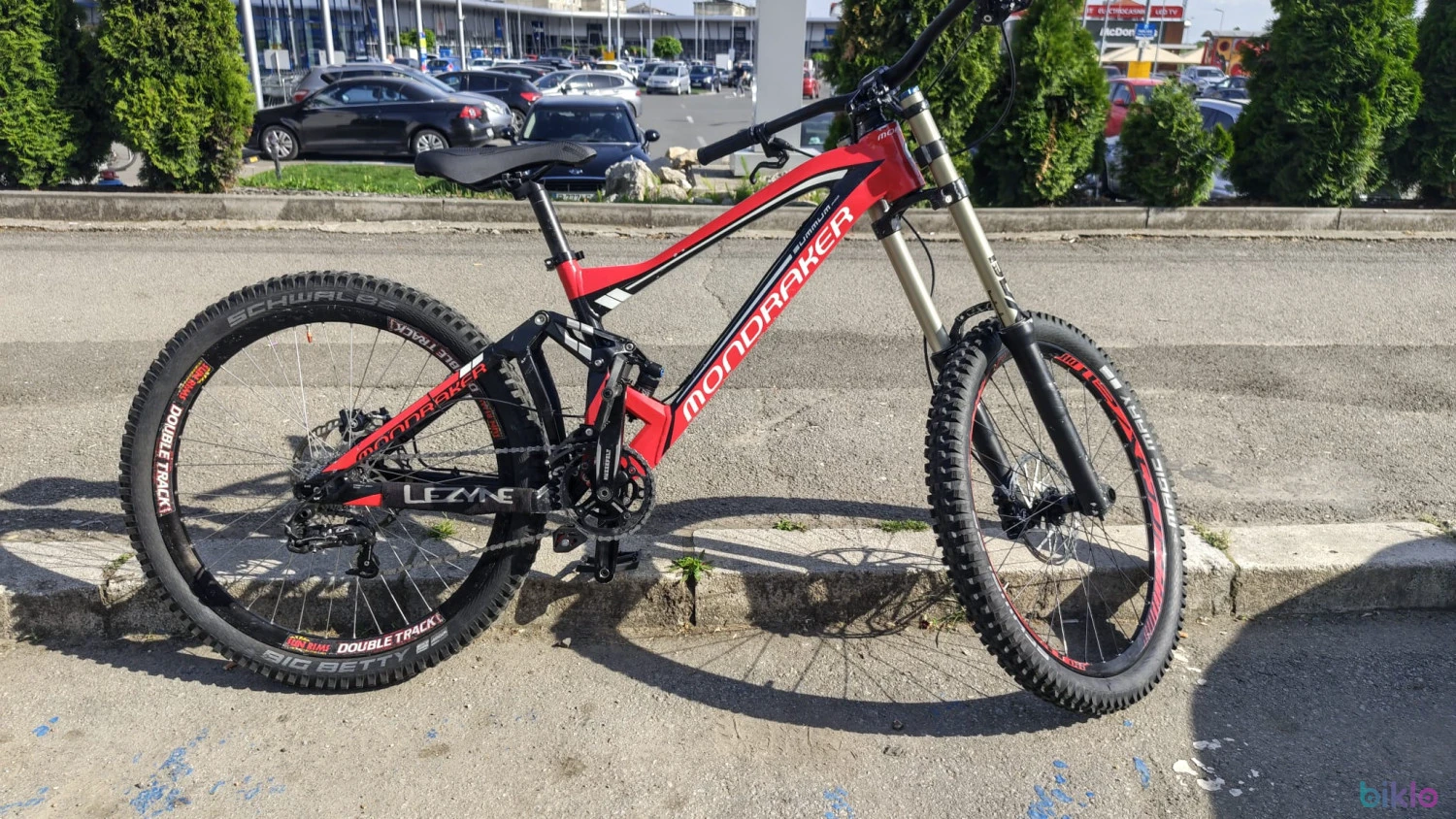 7. Mondraker summum pro