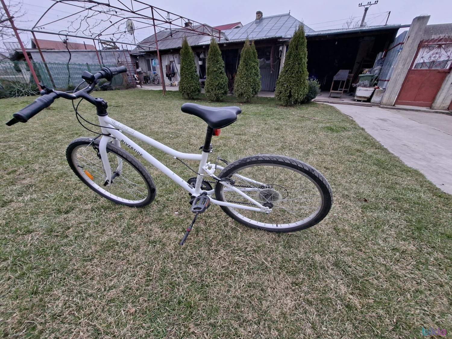 2. Bicicletă polivalentă Riverside 100 24" alb copii