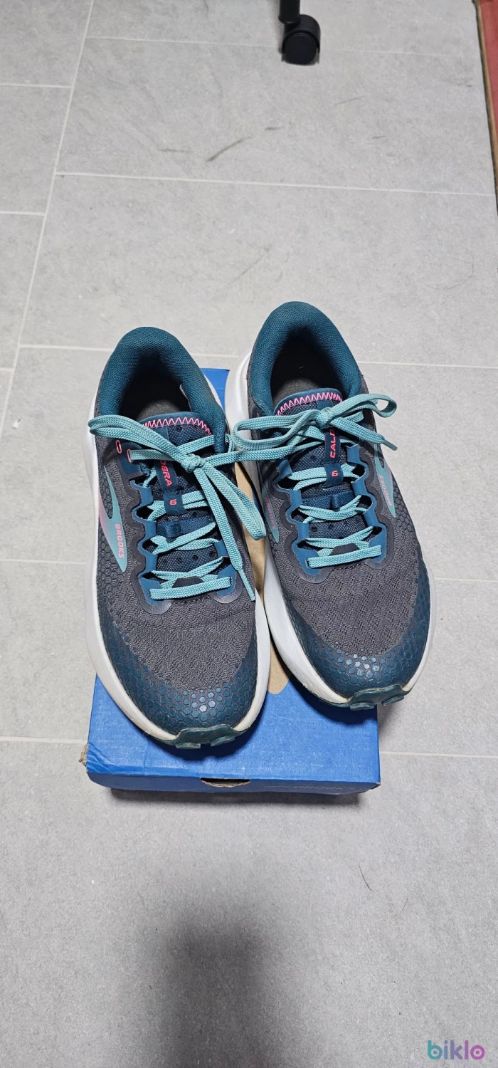 1. Brooks Caldera 6, women, masura 38.5 (24.5 cm)