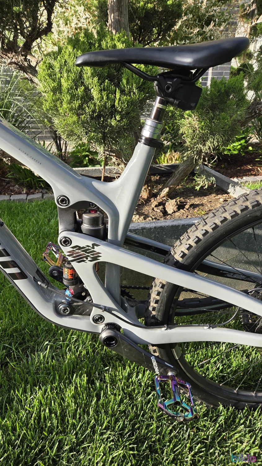 6. Propain Spindrift CF Mix Highend