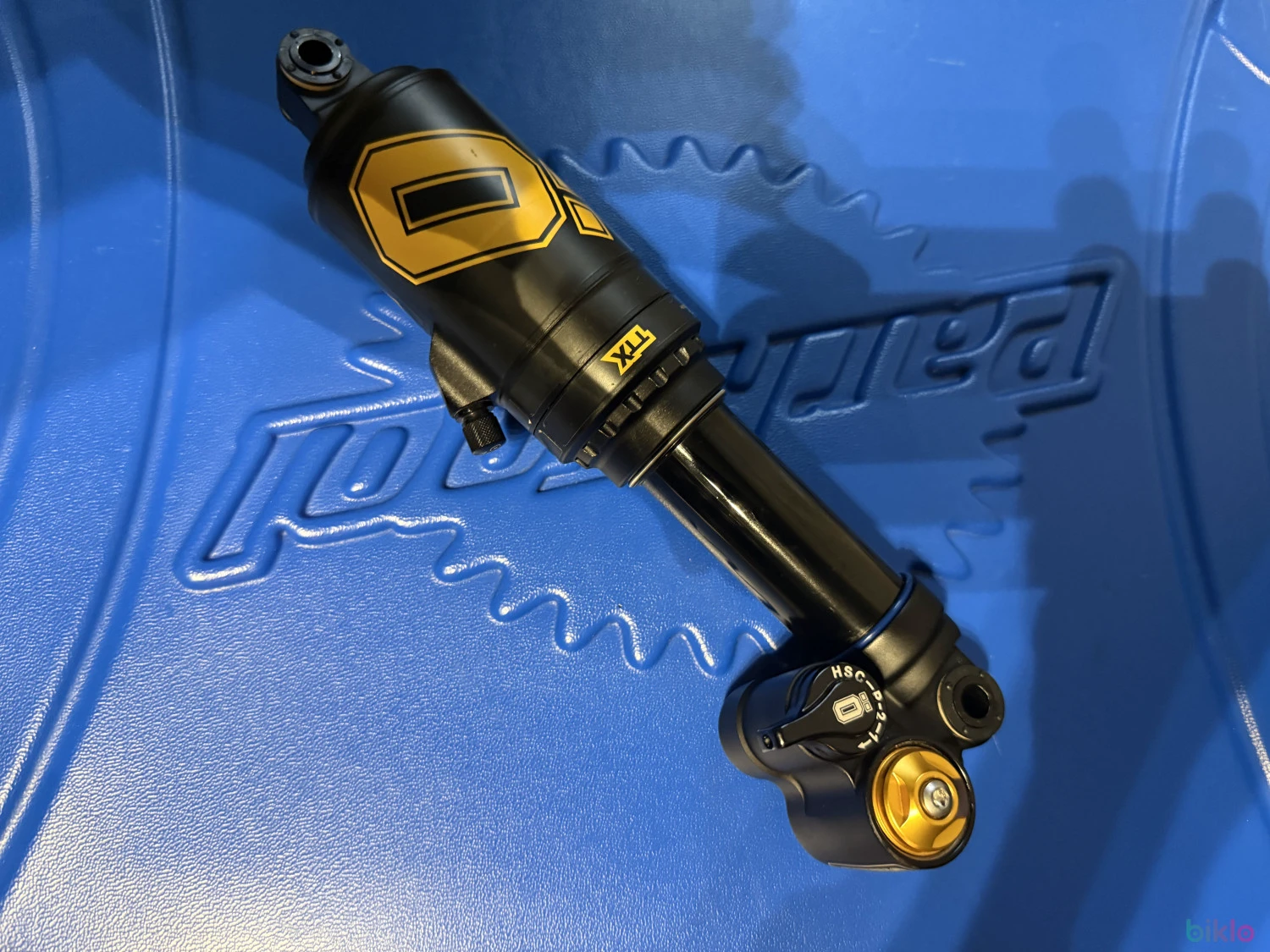 1. Shock Ohlins TTX2 air m.1