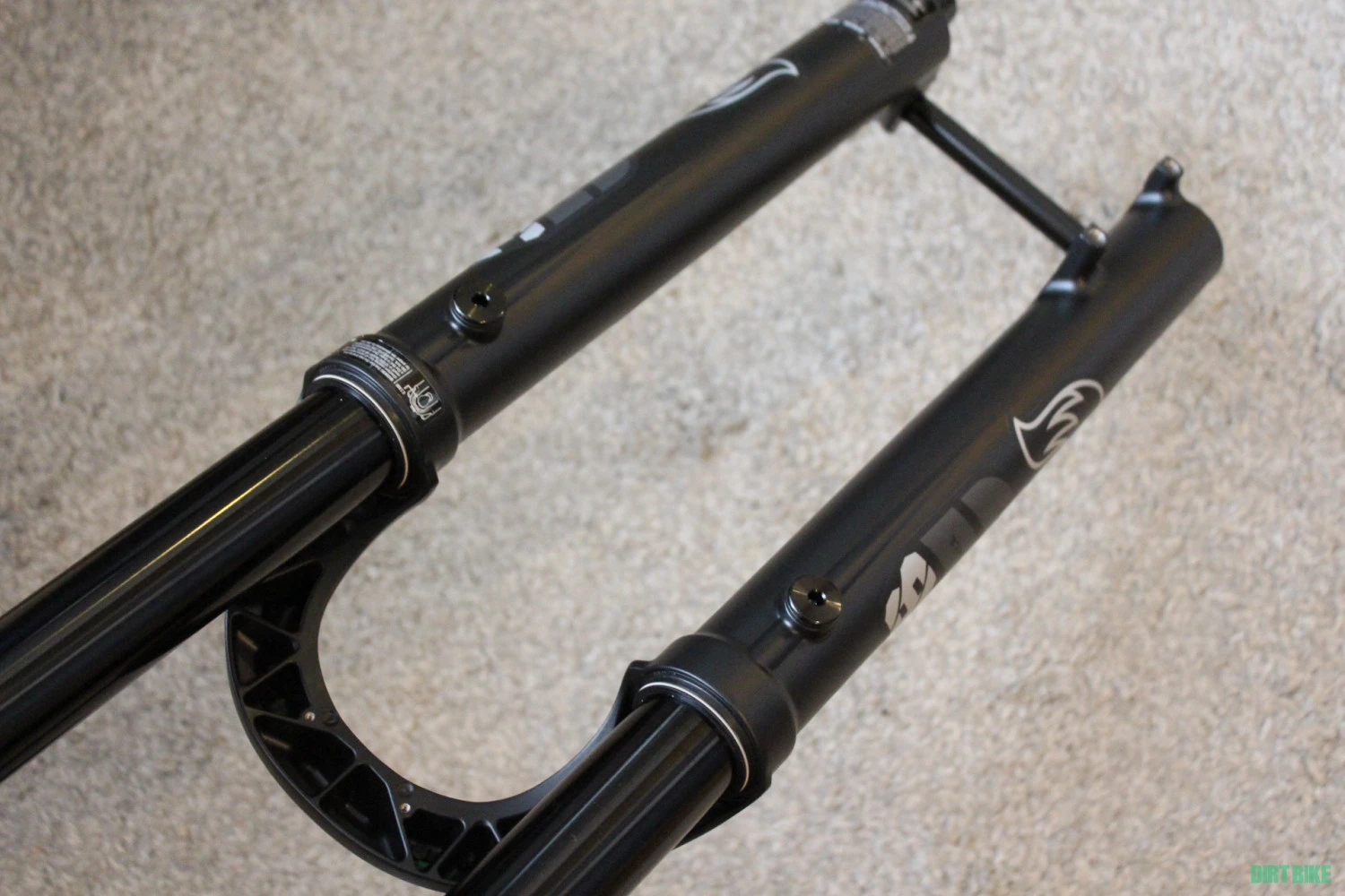 5. Furca suspensie Fox 38 Performance Elite Grip - 170mm 29inch
