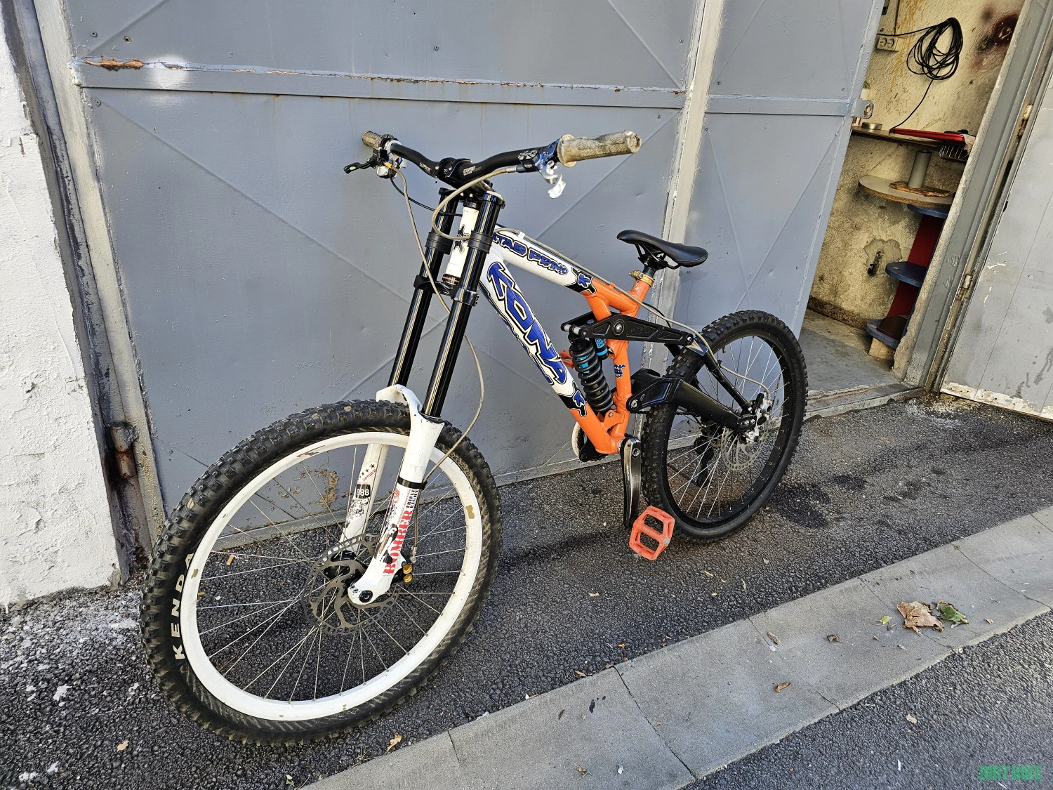 1. Kona Stab Primo 2002