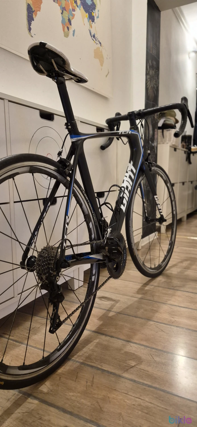 5. Cursieră Giant TCR 2, carbon, L
