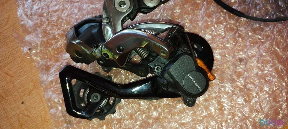 3. Shimano XTR RD-M9050 GS Di2 11 sp.