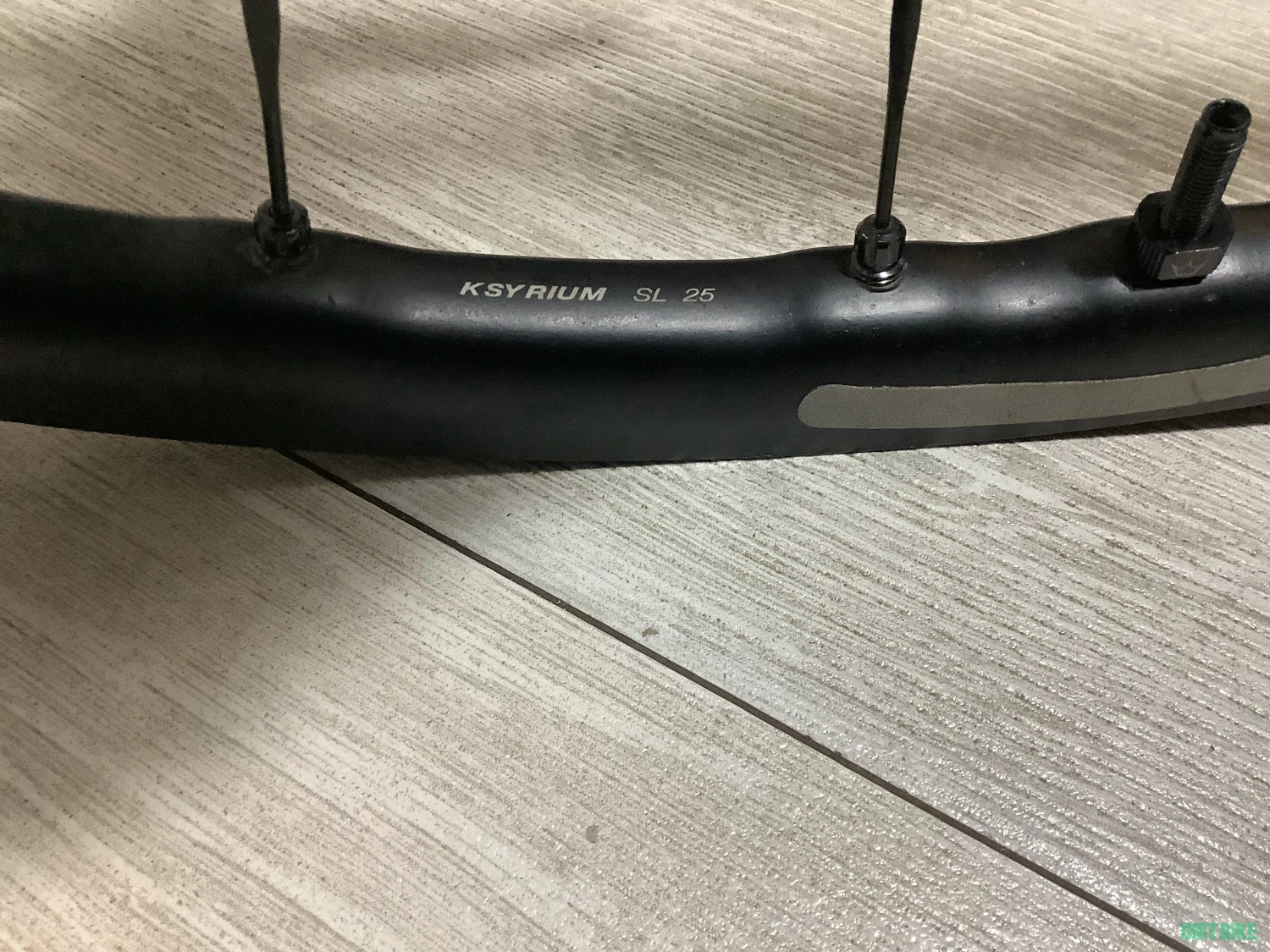 8. Roți Mavic Ksyrium SL Disc UST - Centerlock - TUBELESS road mtb cyclocross gravel