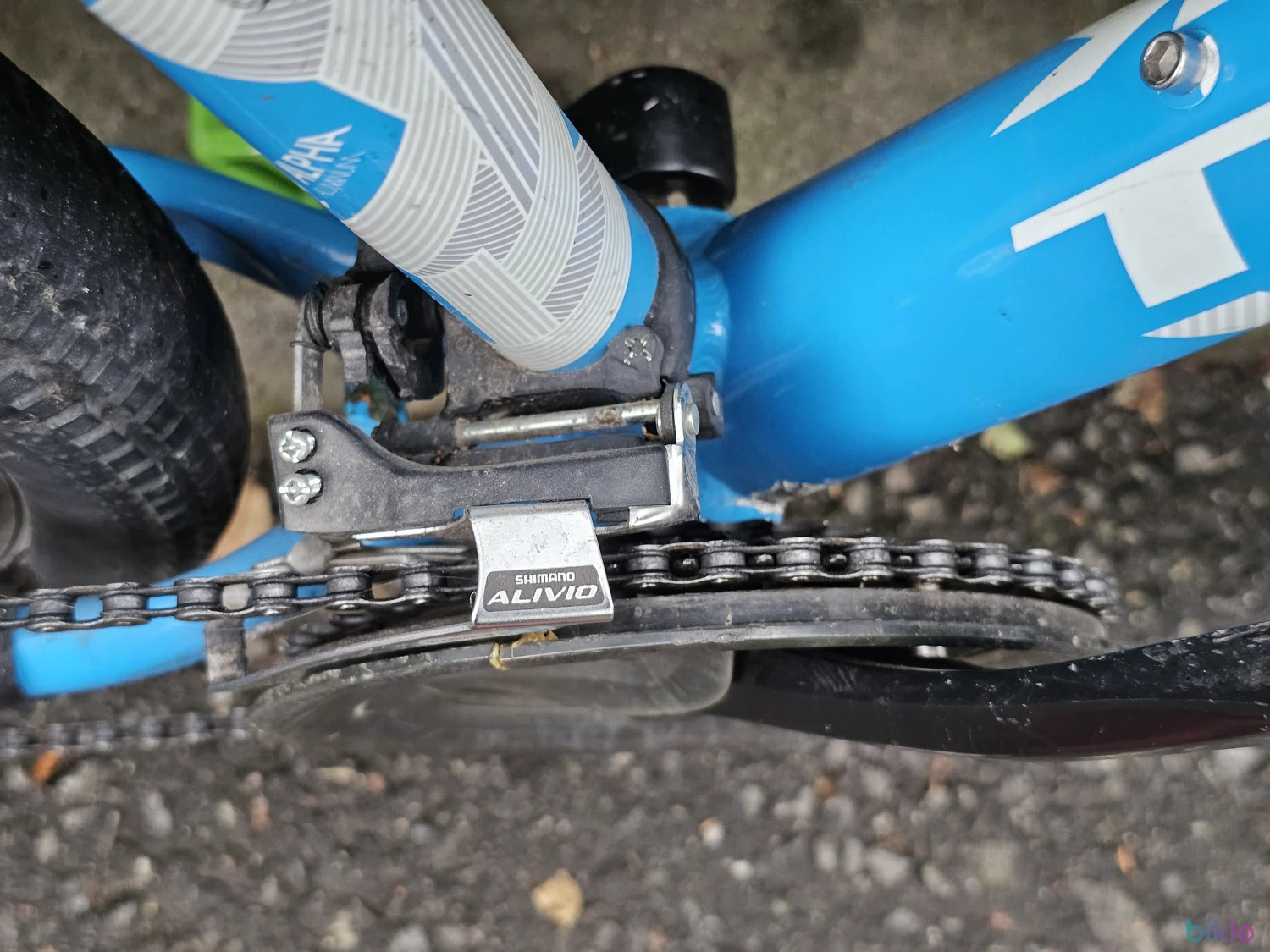 5. Bicicletă MTB Trek Wahoo 20, roți 26”, frâne disc, Shimano Deore/Alivio