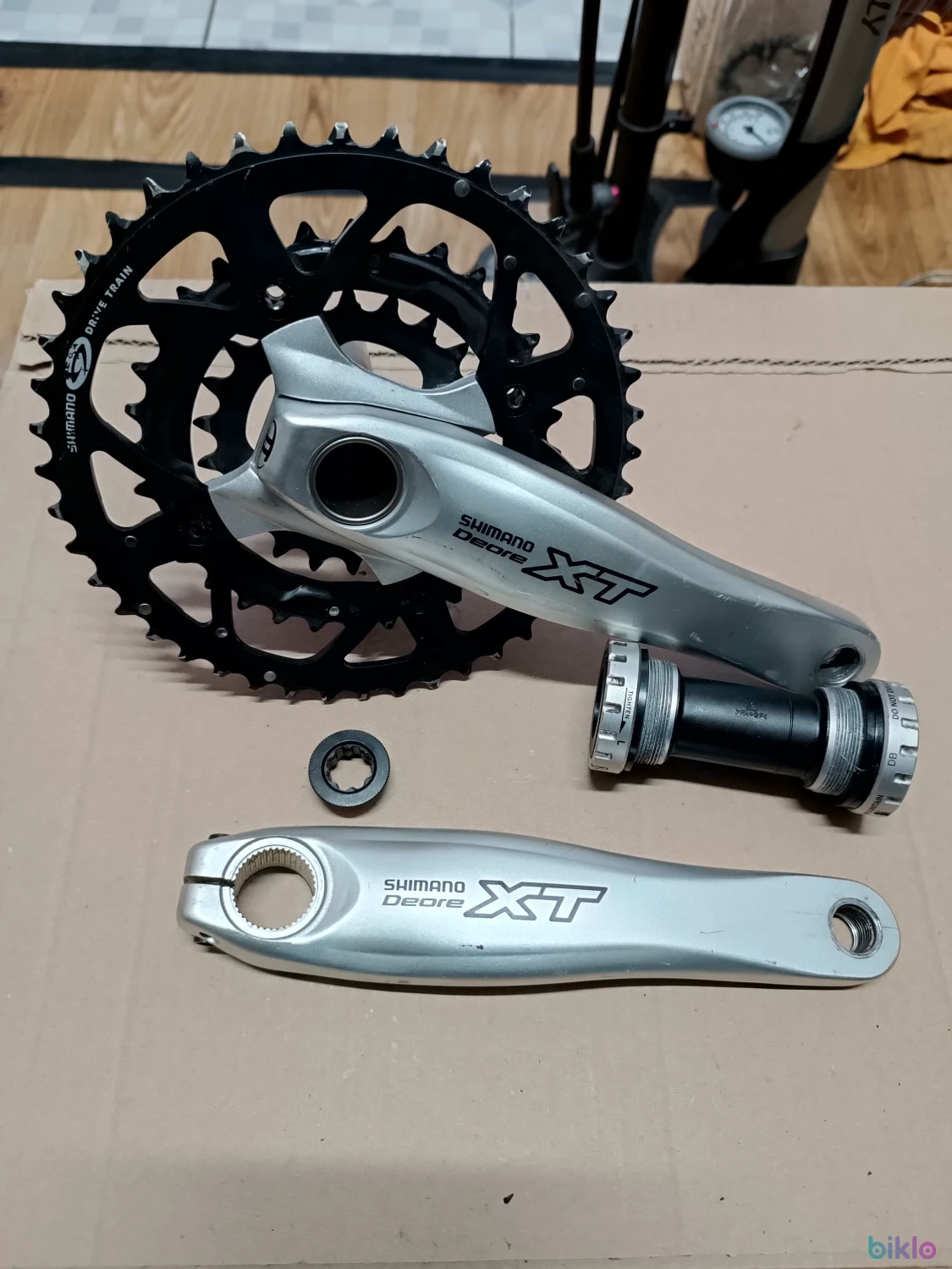 1. Angrenaj Shimano Deore XT hollowtech 2 + BB-uri