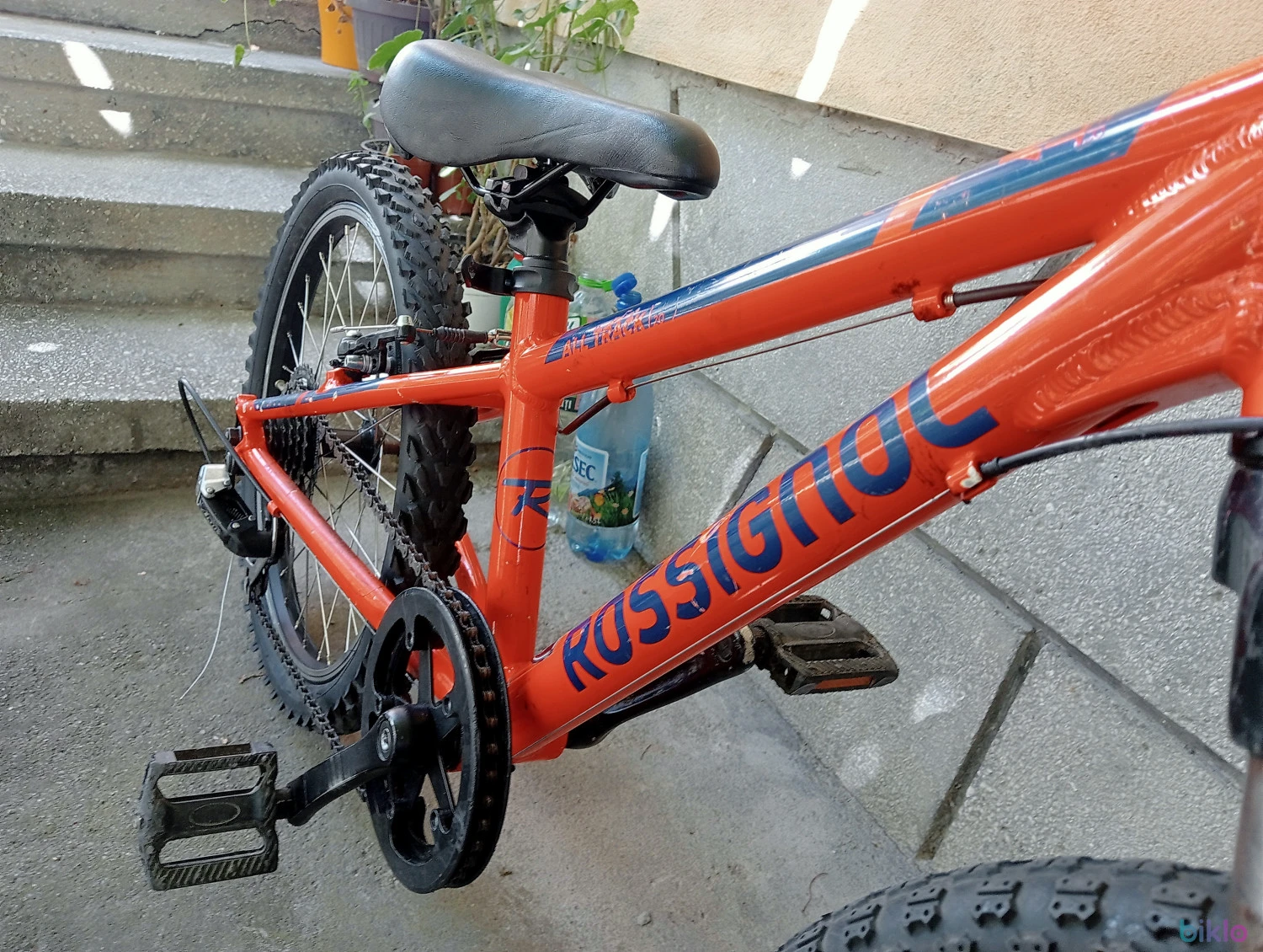 9. Mtb aluminiu cu suspensie Rossignol 7 V Shimano Altus roti 20 cadru mic 27 cm