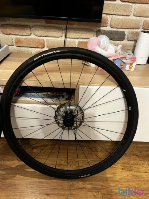 9. Roti Fulcrum Racing 900 DB
