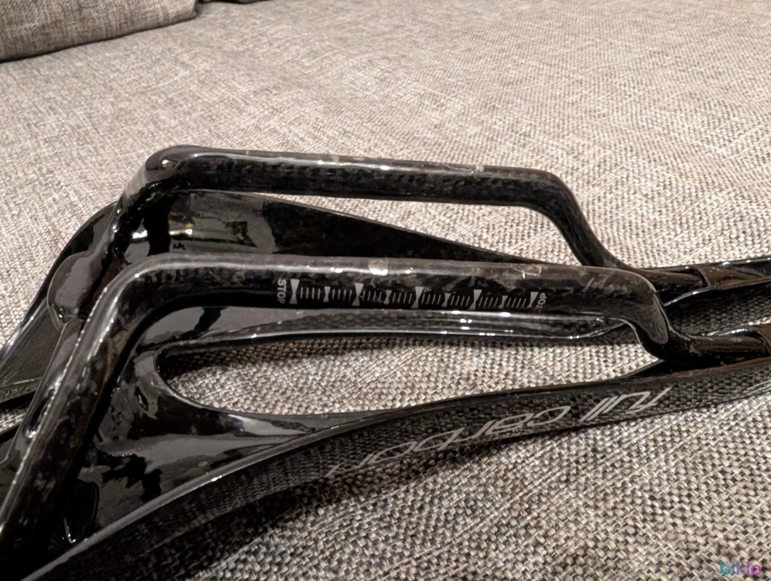 6. Sa bicicleta cursiera Selle SMP Full Carbon 136g 130mm
