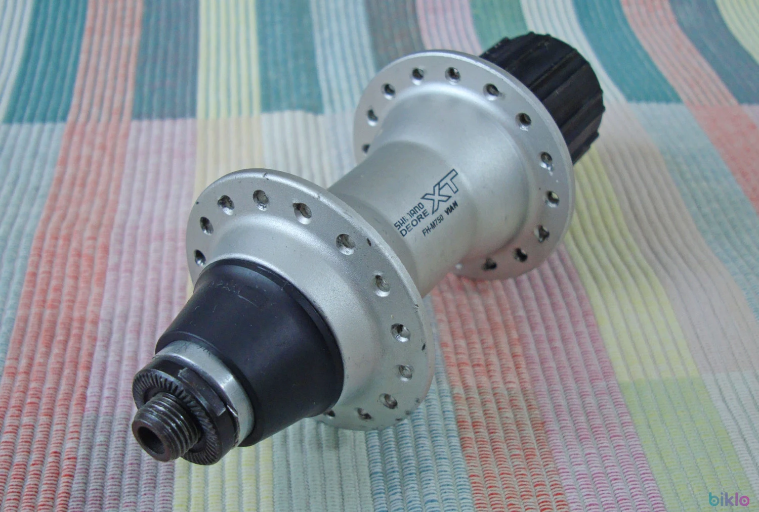 2. Vand butuc spate Shimano Deore XT pe 32 de gauri