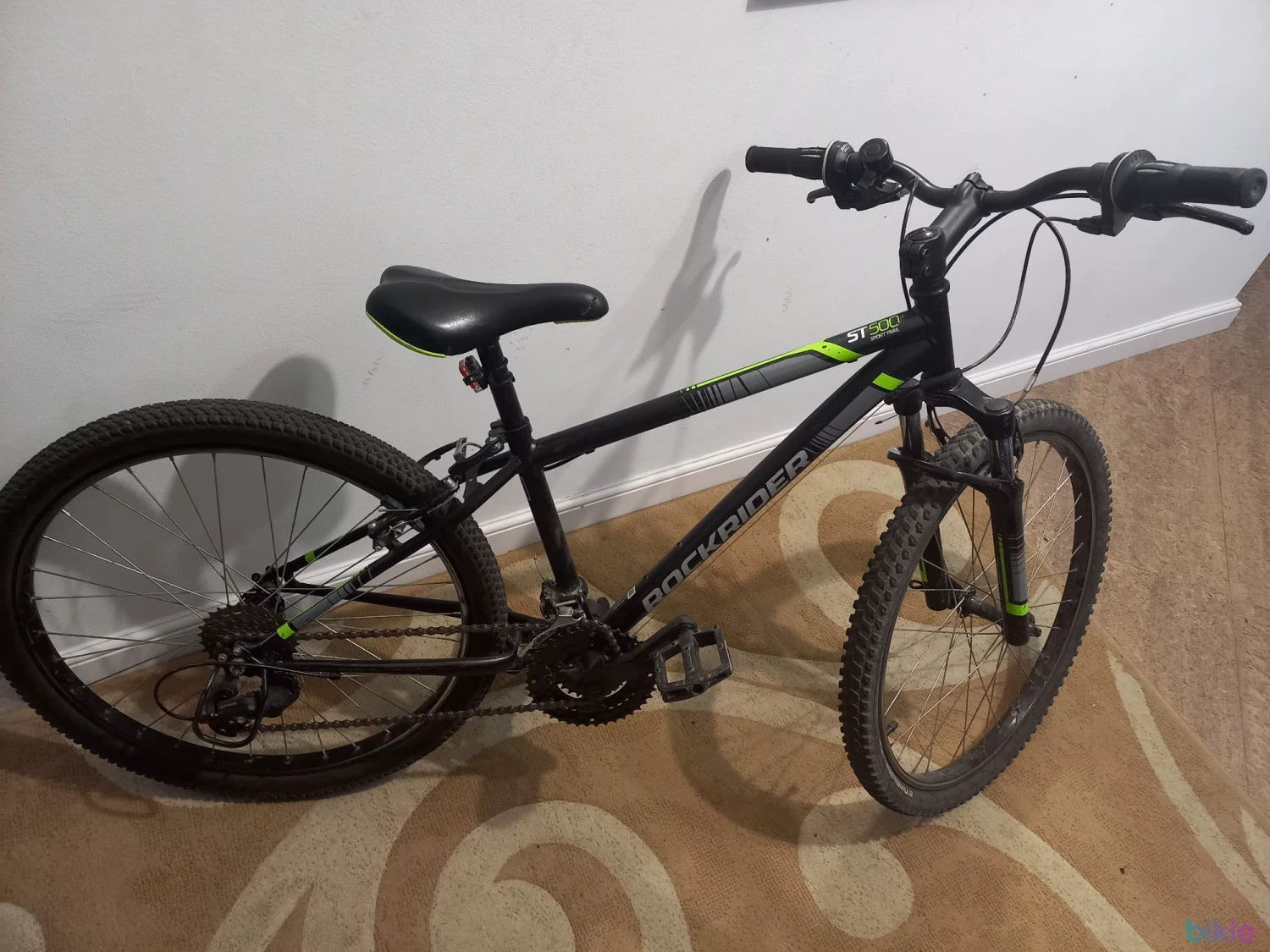 1. Bicicleta Rockrider ST500 24''