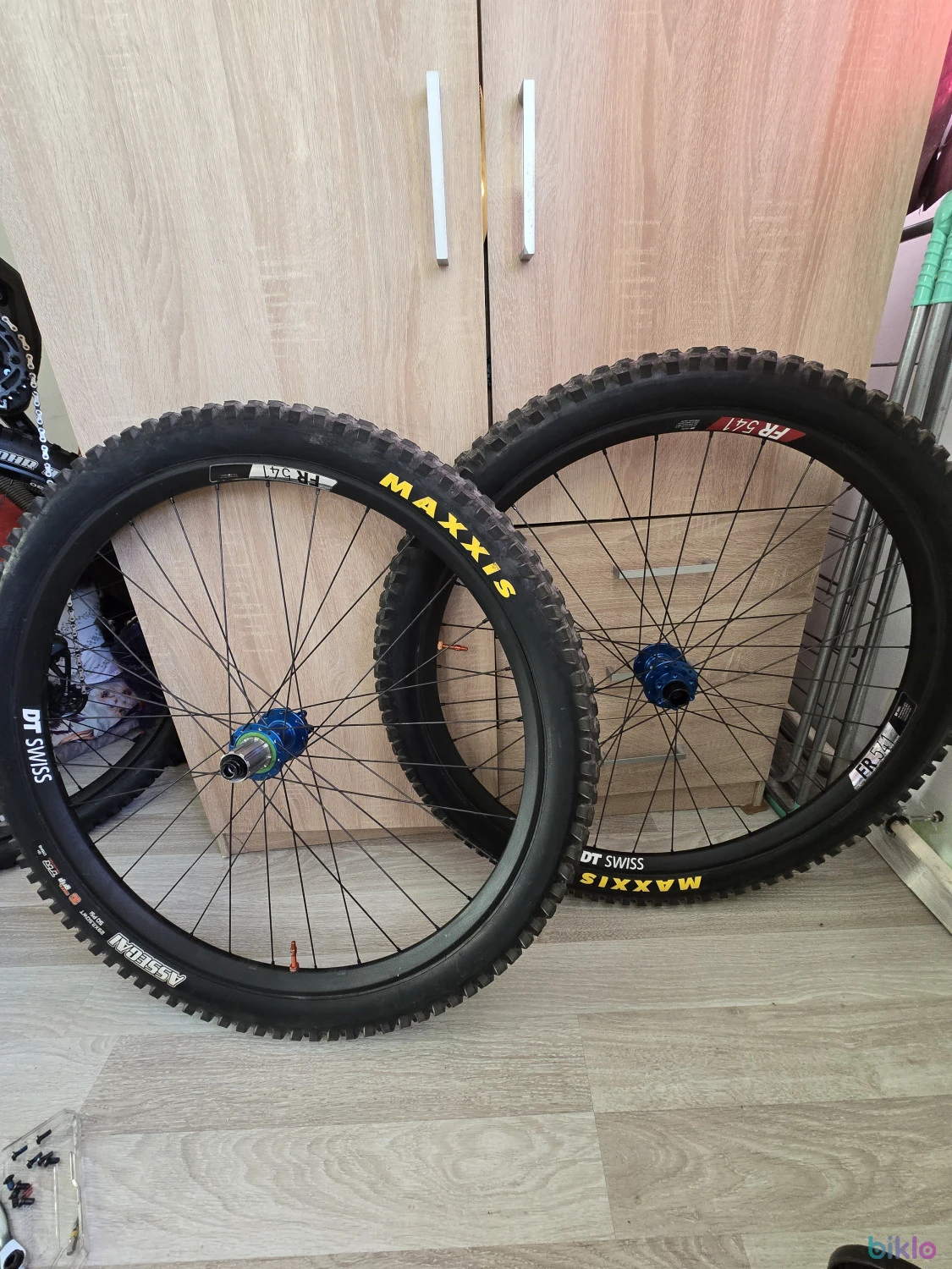 1. Roţi complete DT Swiss Hope Pro 4