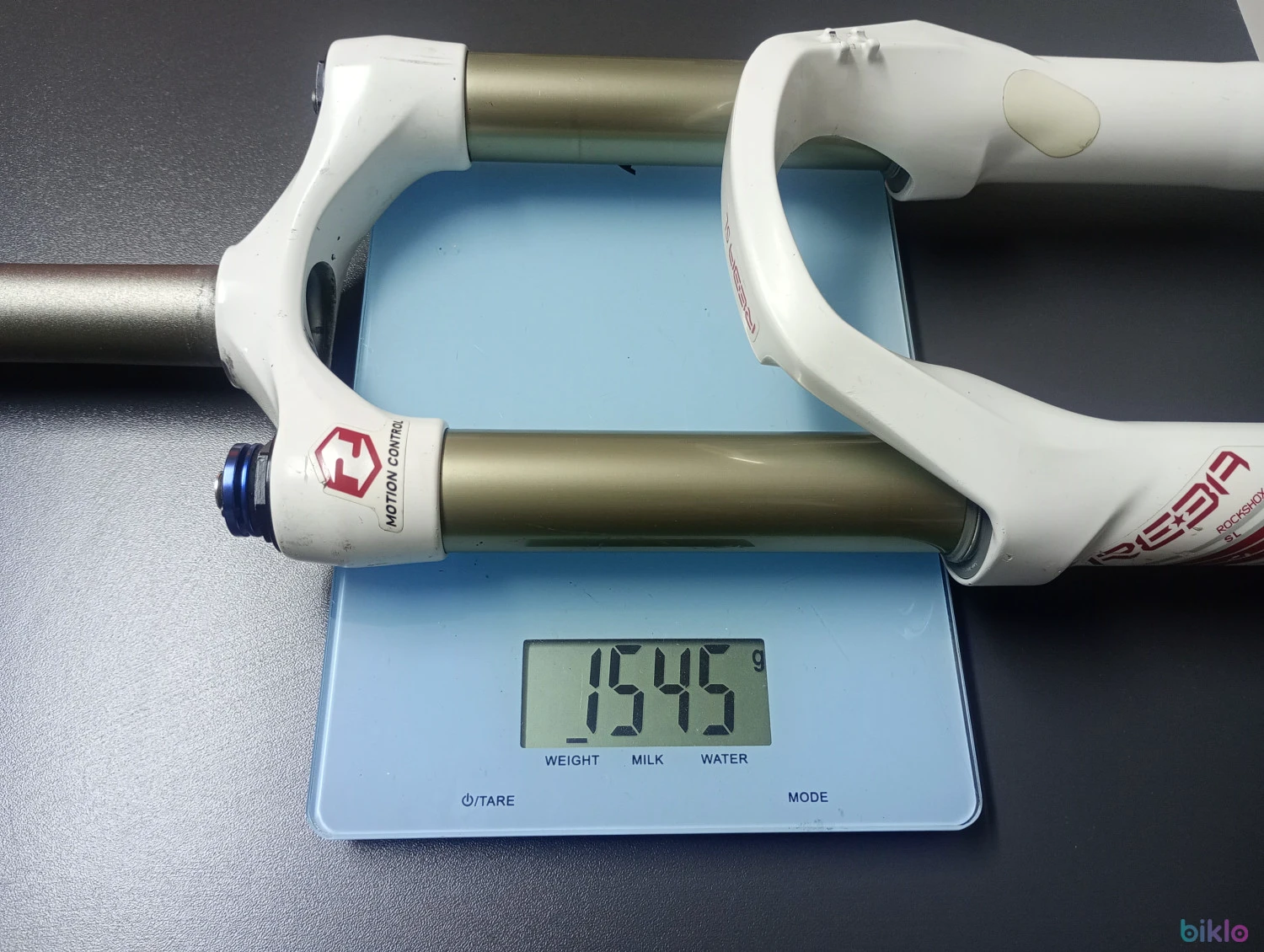 1. Rock shox Reba 26"