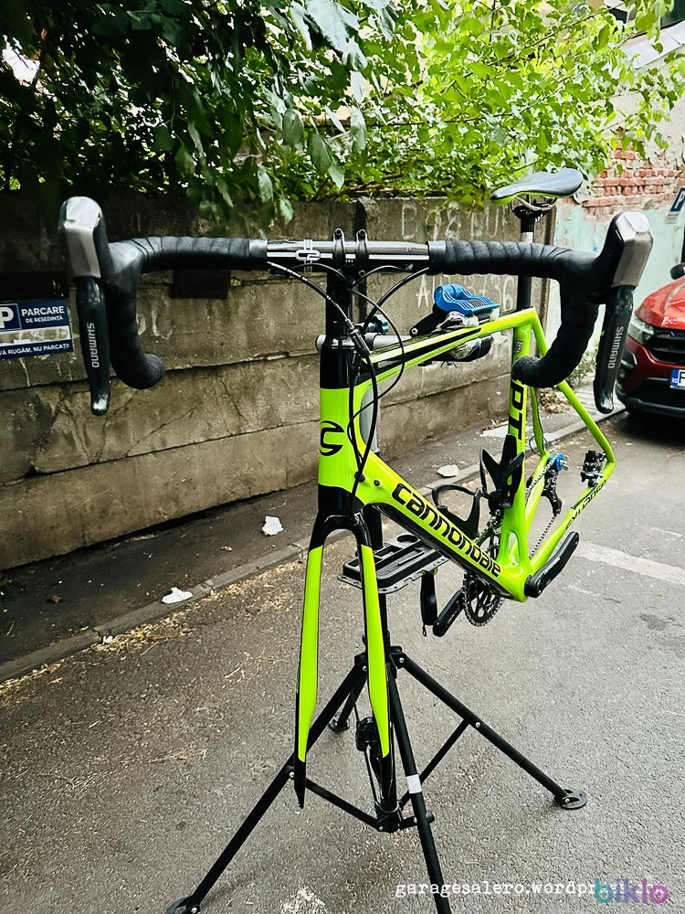 6. Groupset Shimano Di2 Cannondale Hollowgram