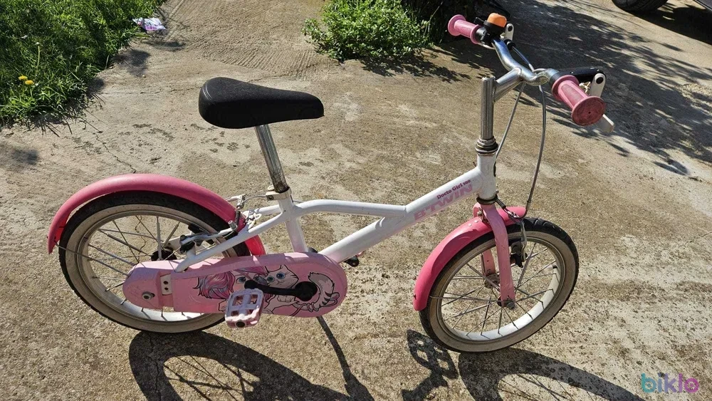 2. Bicicleta B'Twin Docto Girl 500
