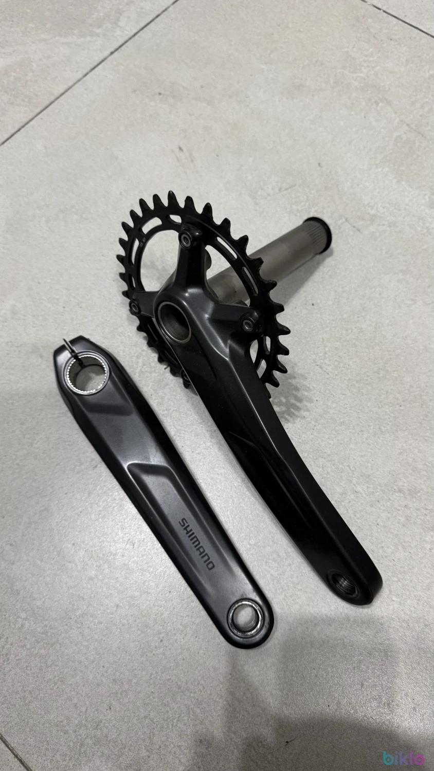 1. Pedalier Shimano Deore MT512-1
