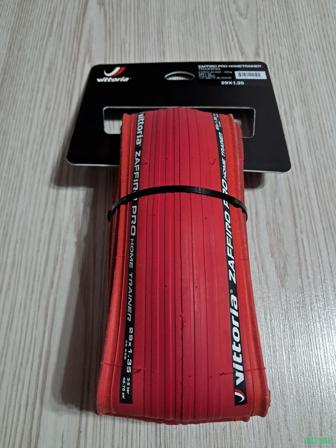 1. Vittoria Zaffiro Pro Home Trainner Tyre