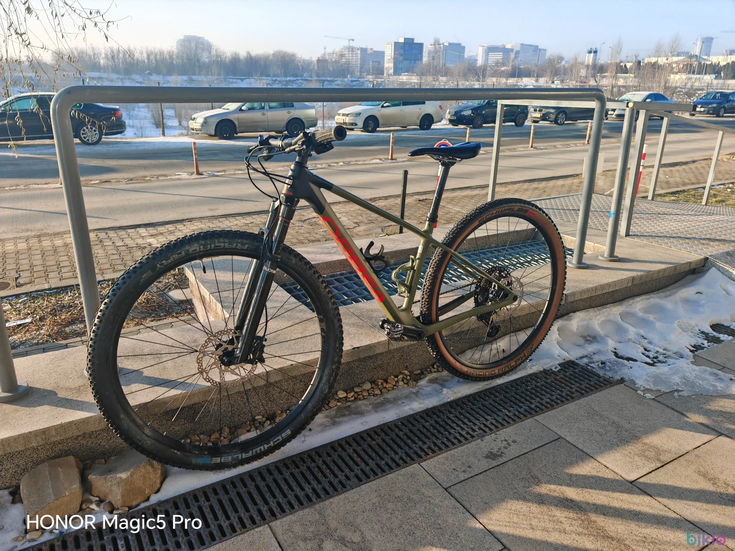 1. Orbea Alma M30 29” Carbon | Mărimea S | XT spate | Furcă SID SL | XC