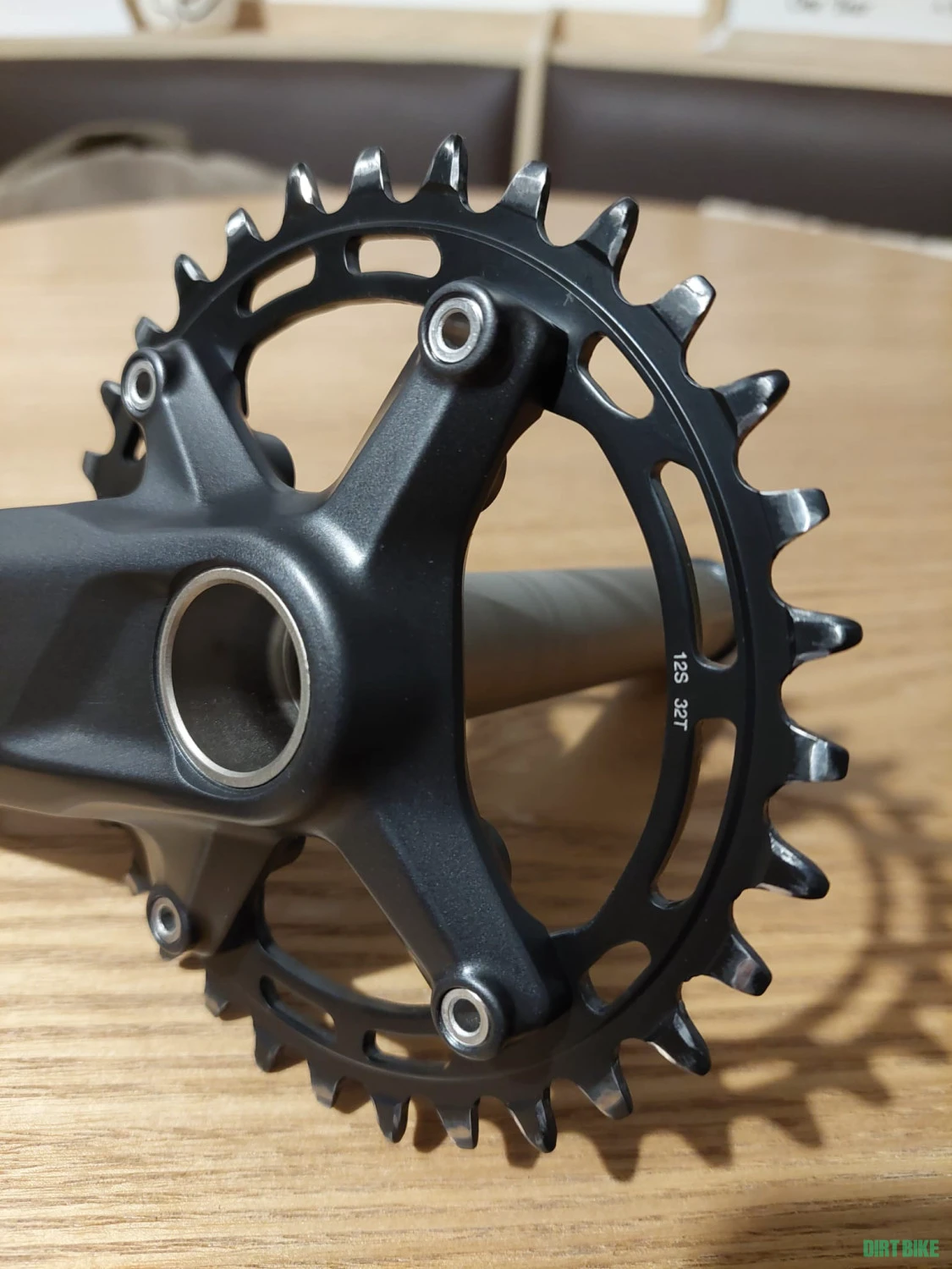 3. Angrenaj Shimano FC-MT511 1 x 32T 12 viteze