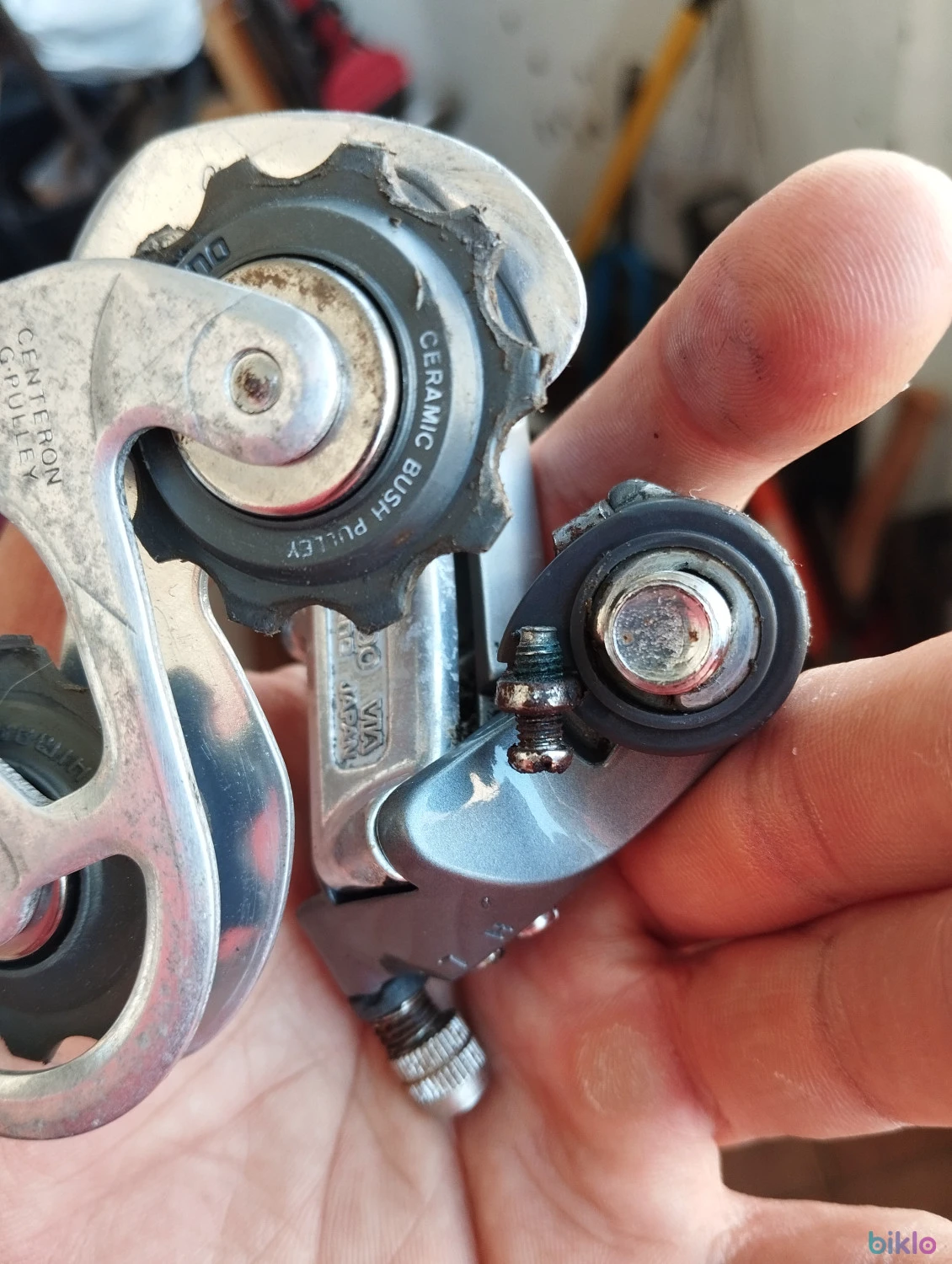 5. Schimbator pinioane Shimano 600