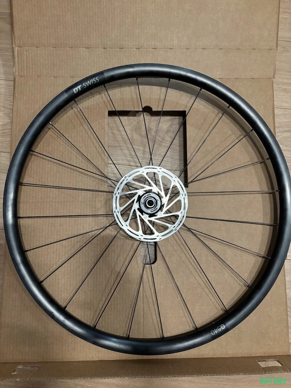 2. Set de roti DT Swiss G540