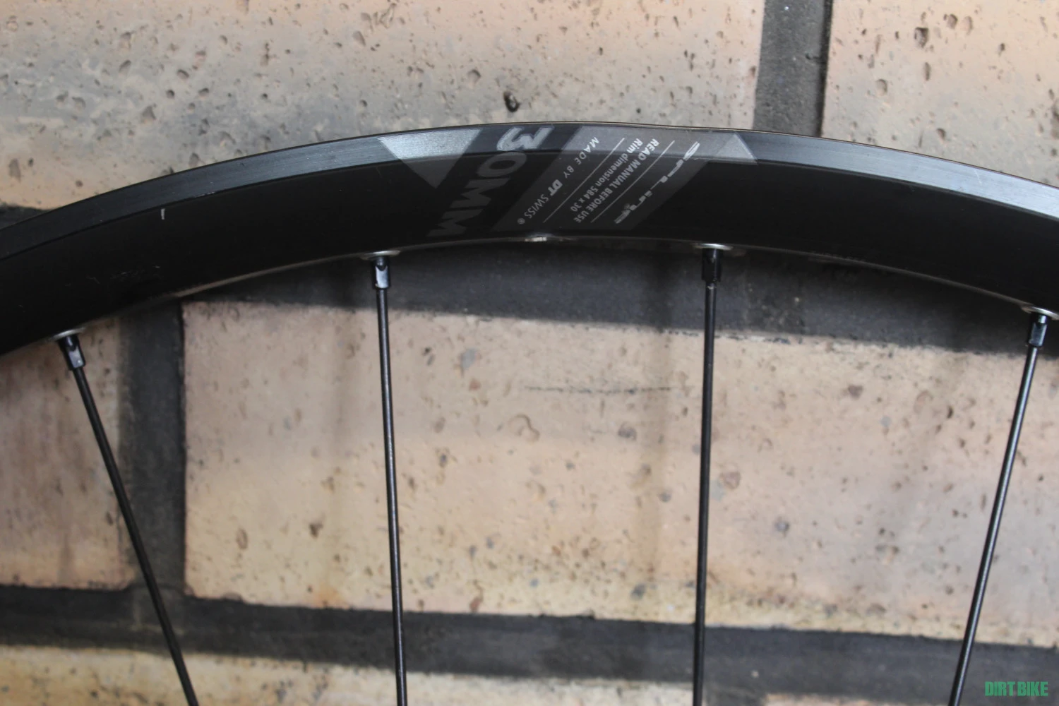 7. Roata DT Swiss Sram 27,5 fata cod:0113
