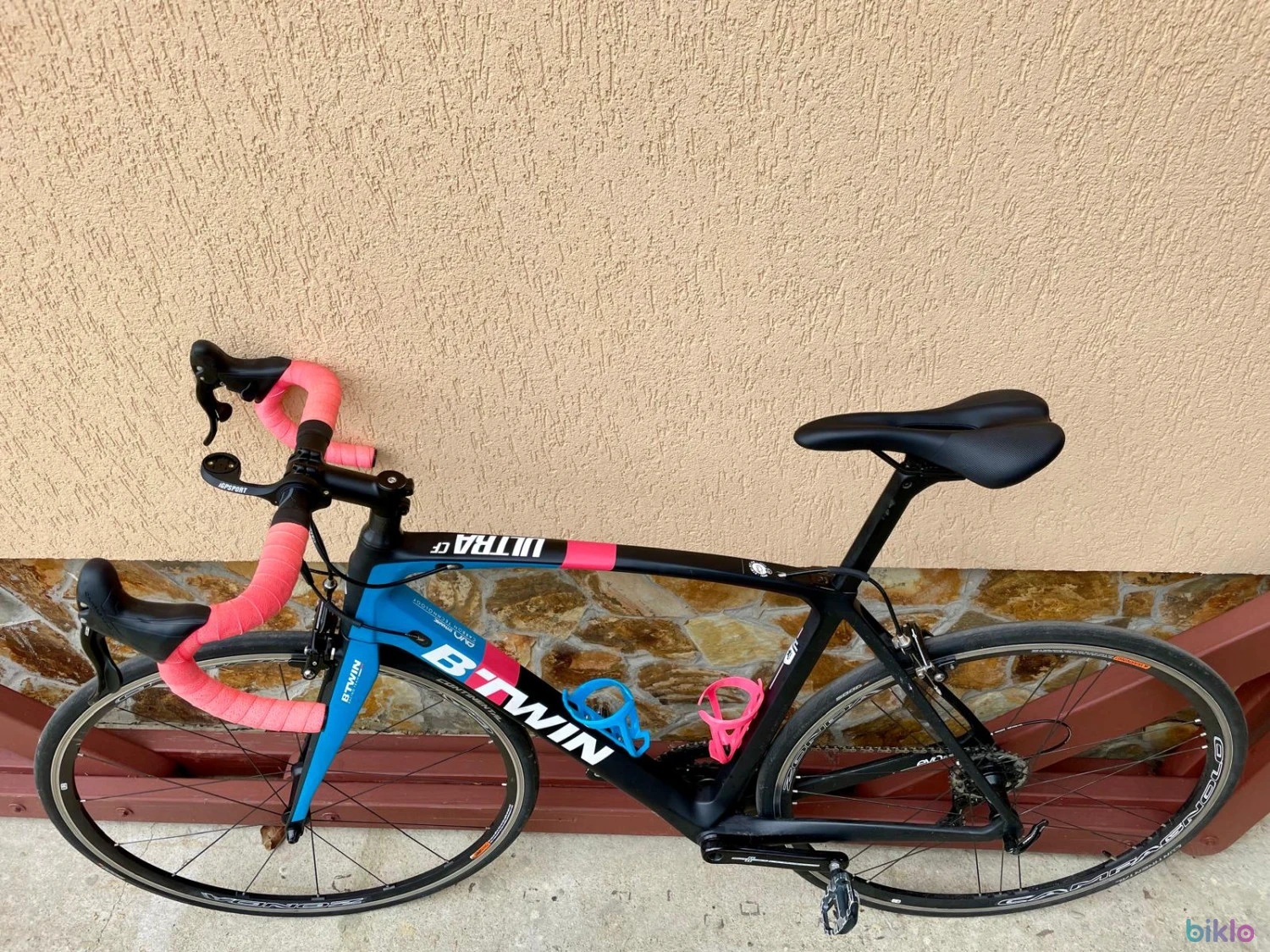 2. Bicicleta cursiera BTWIN ULTRA CF, campagnolo potenza 2x11