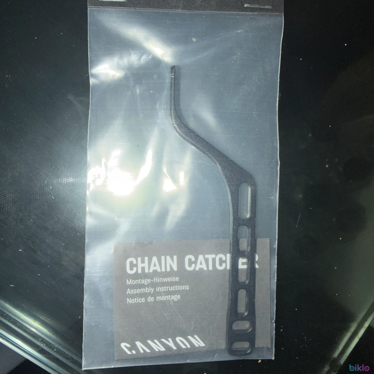 2. Canyon Short Chain Cather