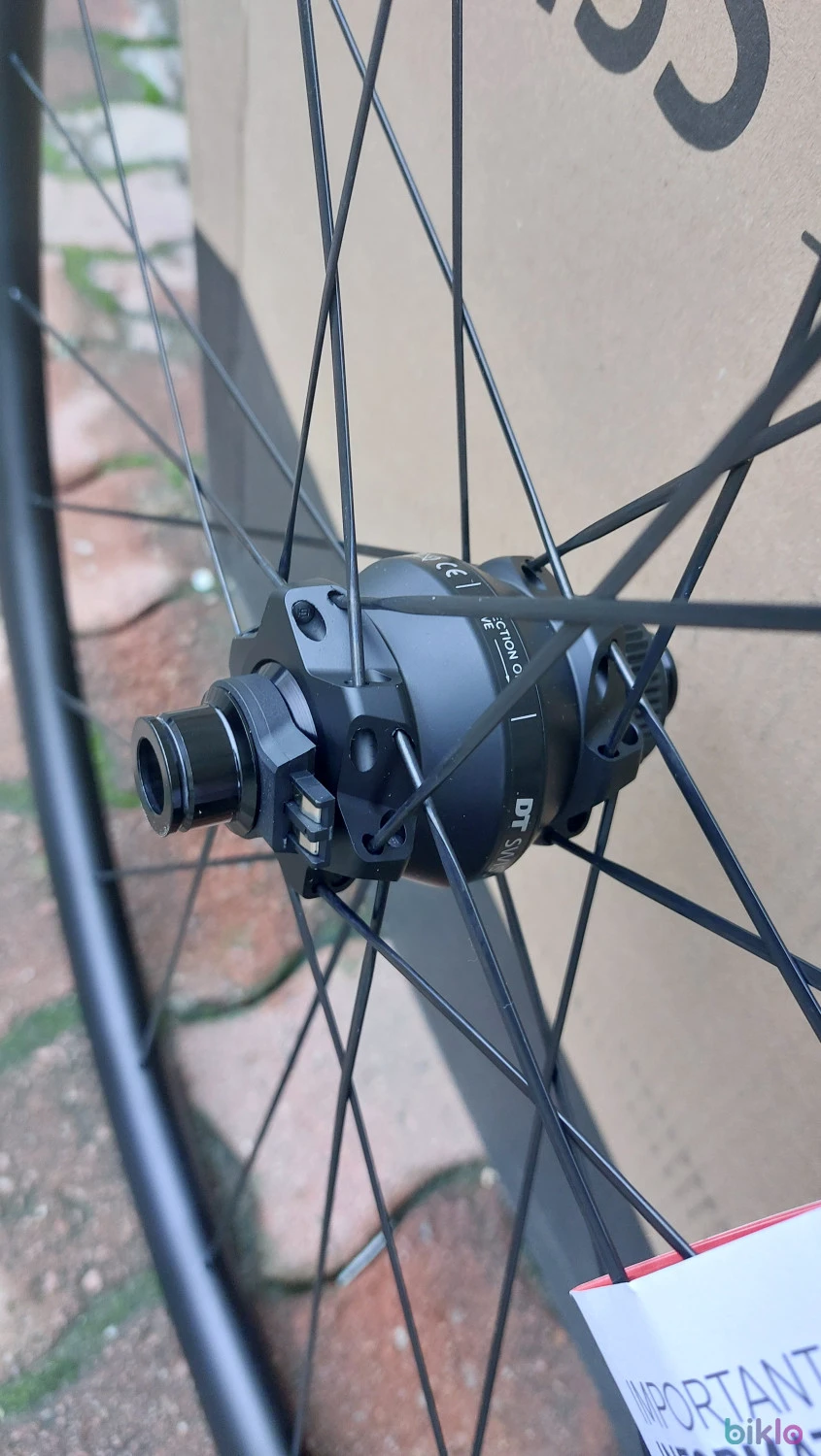 4. Set roti de gravel DT Swiss GR 1600 - DynamoHub NOI