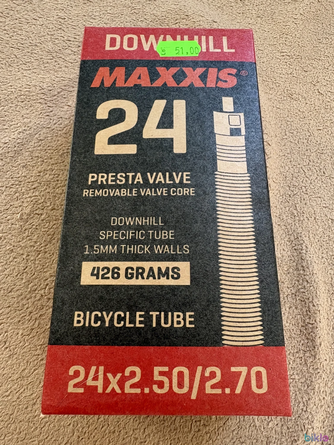 1. Camera maxxis 24x2.5/2.7 downhill