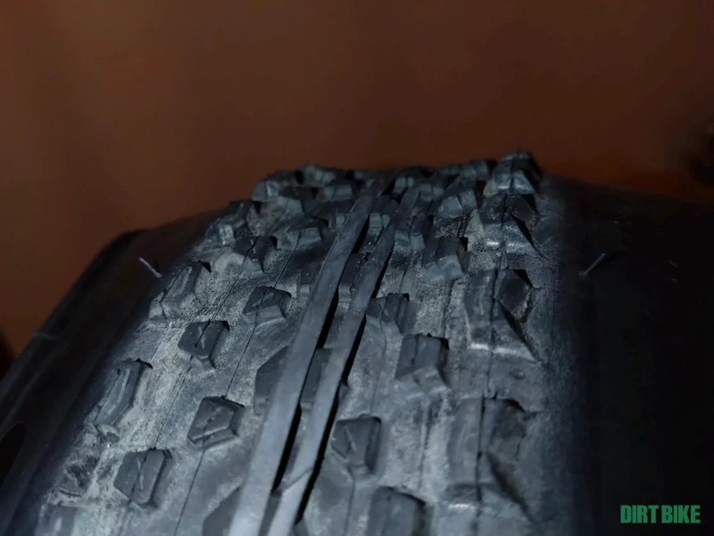 6. Original Maxxis Ikon 29x2.20" TR EXO Dual 60 Folding
