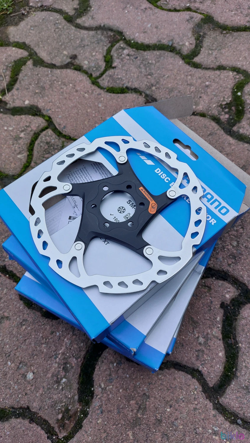 1. Disc frana Shimano XT 6b SM-RT76 160mm